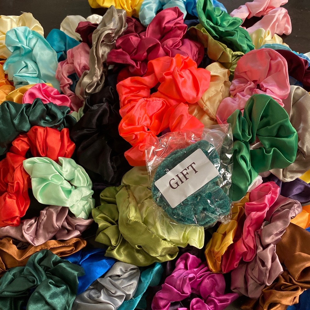 Scrunchie Grab Bag!